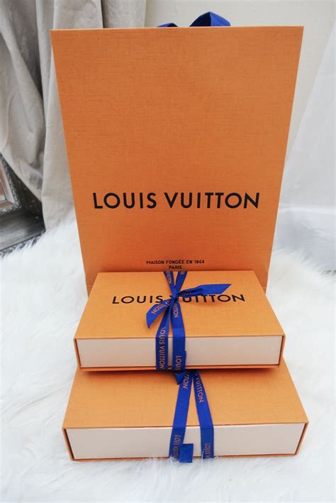 au louis vuitton|louis vuitton gift.